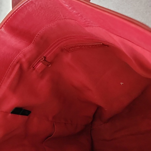 EXPRESS DESIGN STUDIO LEATHER TOTE - Picture 4 of 7